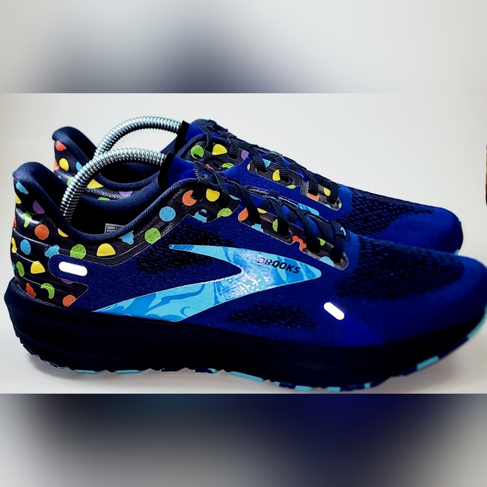 Brooks Blue Athletic Shoes with Vibrant Polka Dots